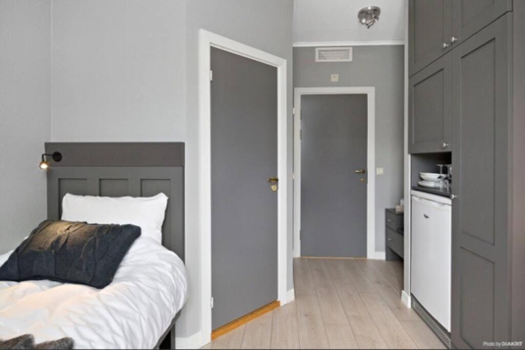 Studio Apt Close To Airport Leilighet Garder Eksteriør bilde