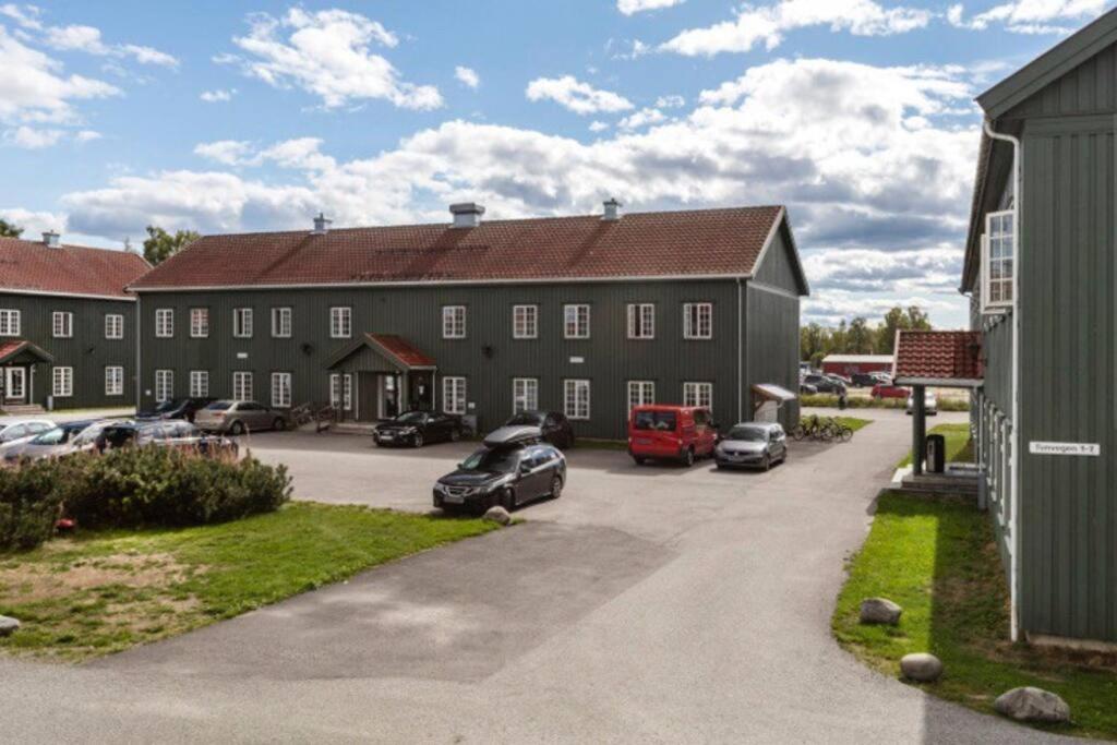 Studio Apt Close To Airport Leilighet Garder Eksteriør bilde